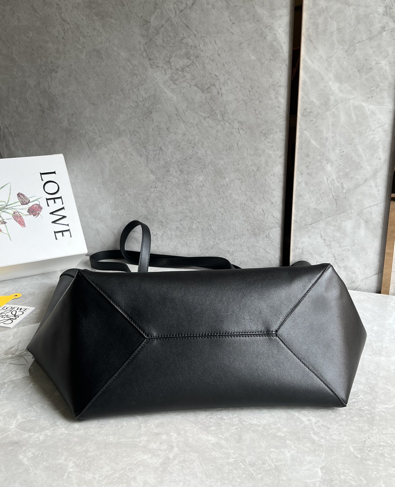 Loewe XL Puzzle Fold Tote in Shiny Calfskin Black